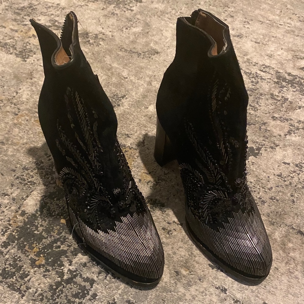 Donald J. Pliner Quiva Sequin Booties Size 7.5